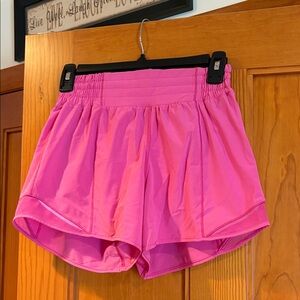 Lululemon Pink Hotty Hot Size 4